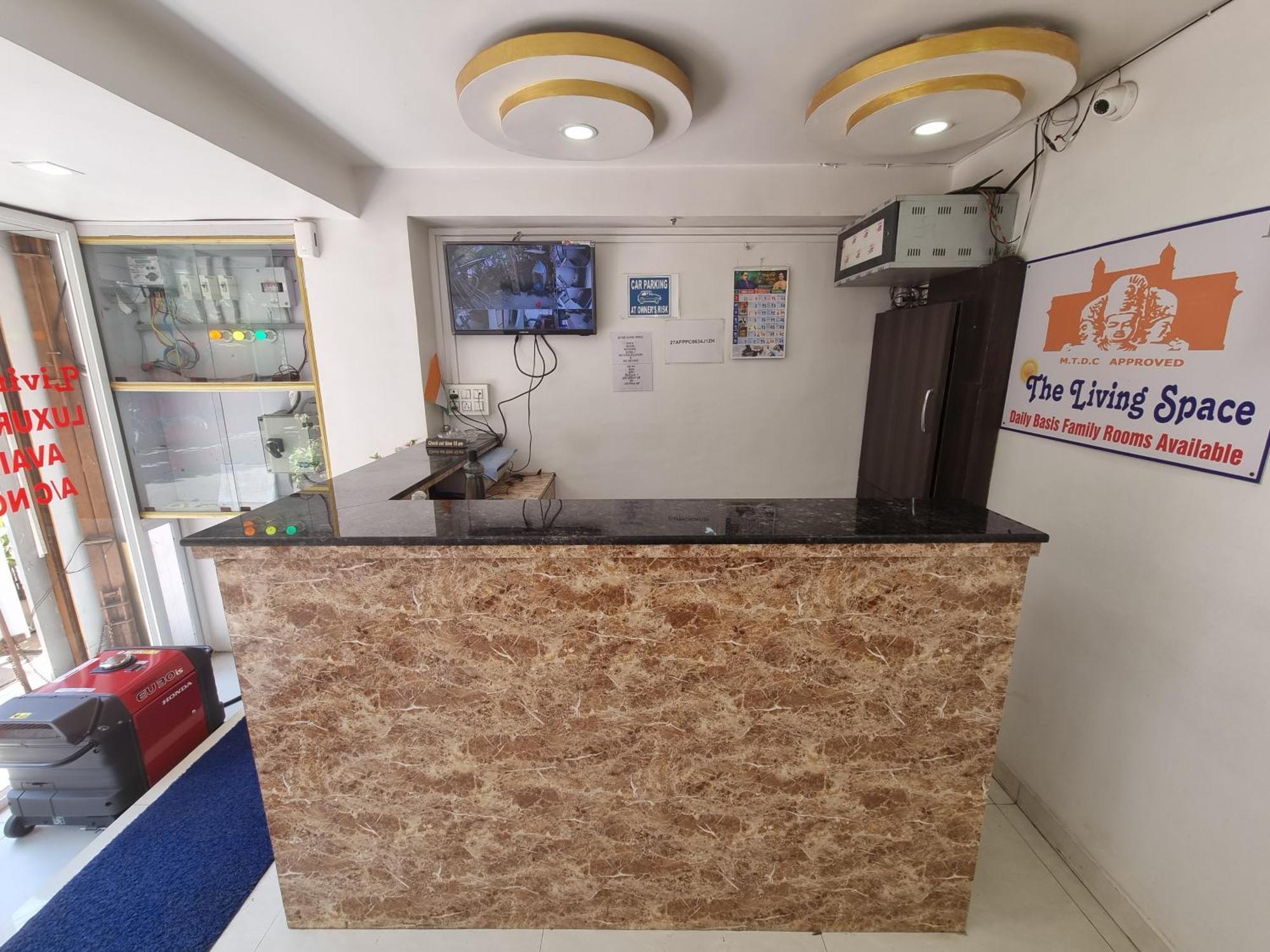 The Living Space Lonavala Exterior foto